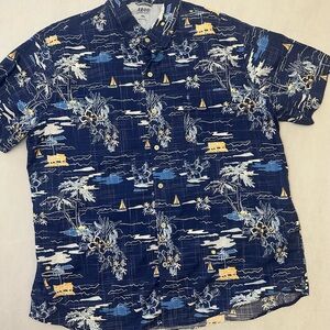 Izod Men's Navy Tropical Button Down Shirt